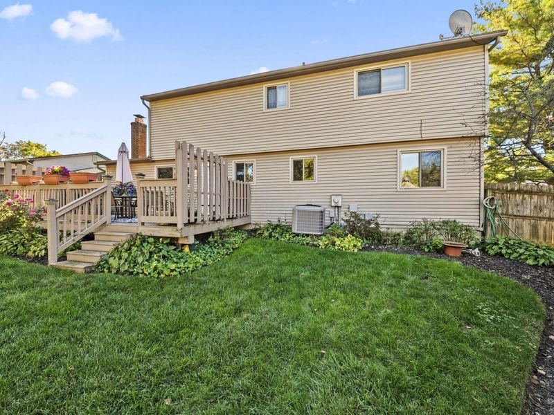 2000 Queensbridge Drive, Columbus, OH 43235 Photo 47