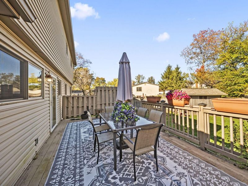 2000 Queensbridge Drive, Columbus, OH 43235 Photo 54