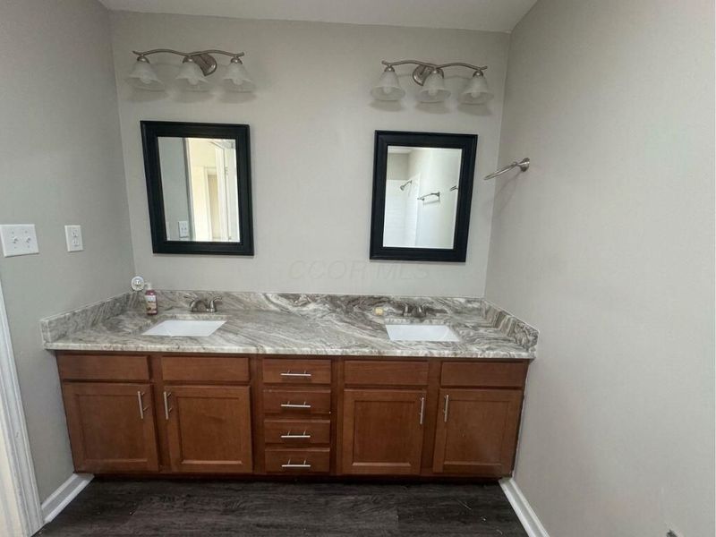 5463 Inlet Drive, Columbus, OH 43232 Photo 6