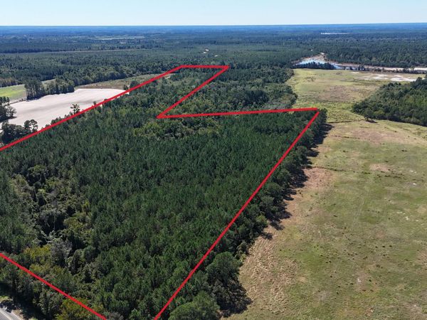 Near 523 Culbreth Smith Road , Elizabethtown, NC 28337