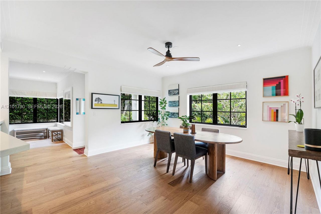 435 W 51st St, Miami Beach, FL 33140 Photo