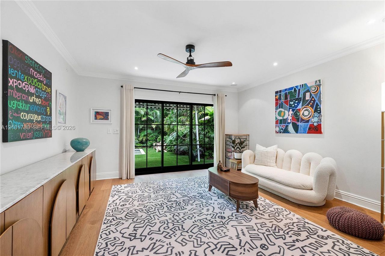 435 W 51st St, Miami Beach, FL 33140 Photo