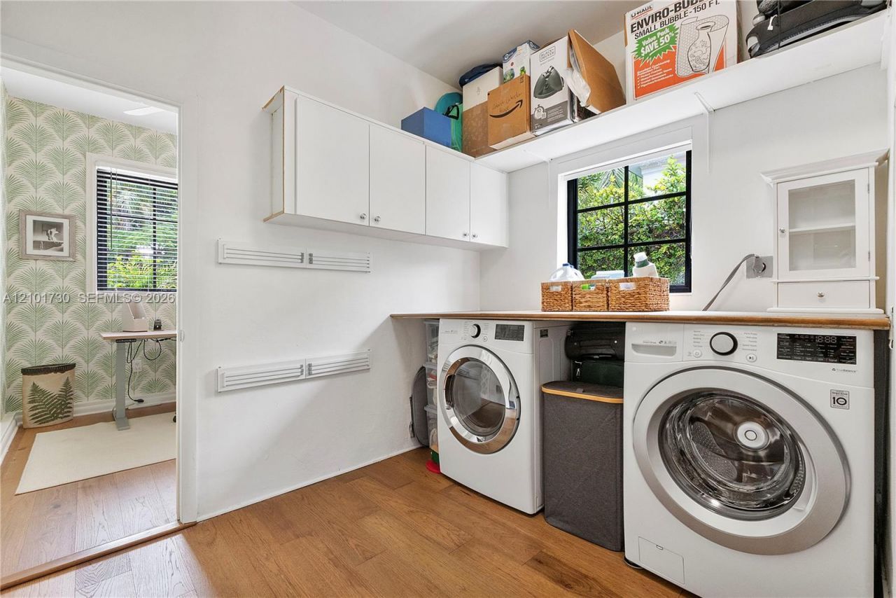 435 W 51st St, Miami Beach, FL 33140 Photo