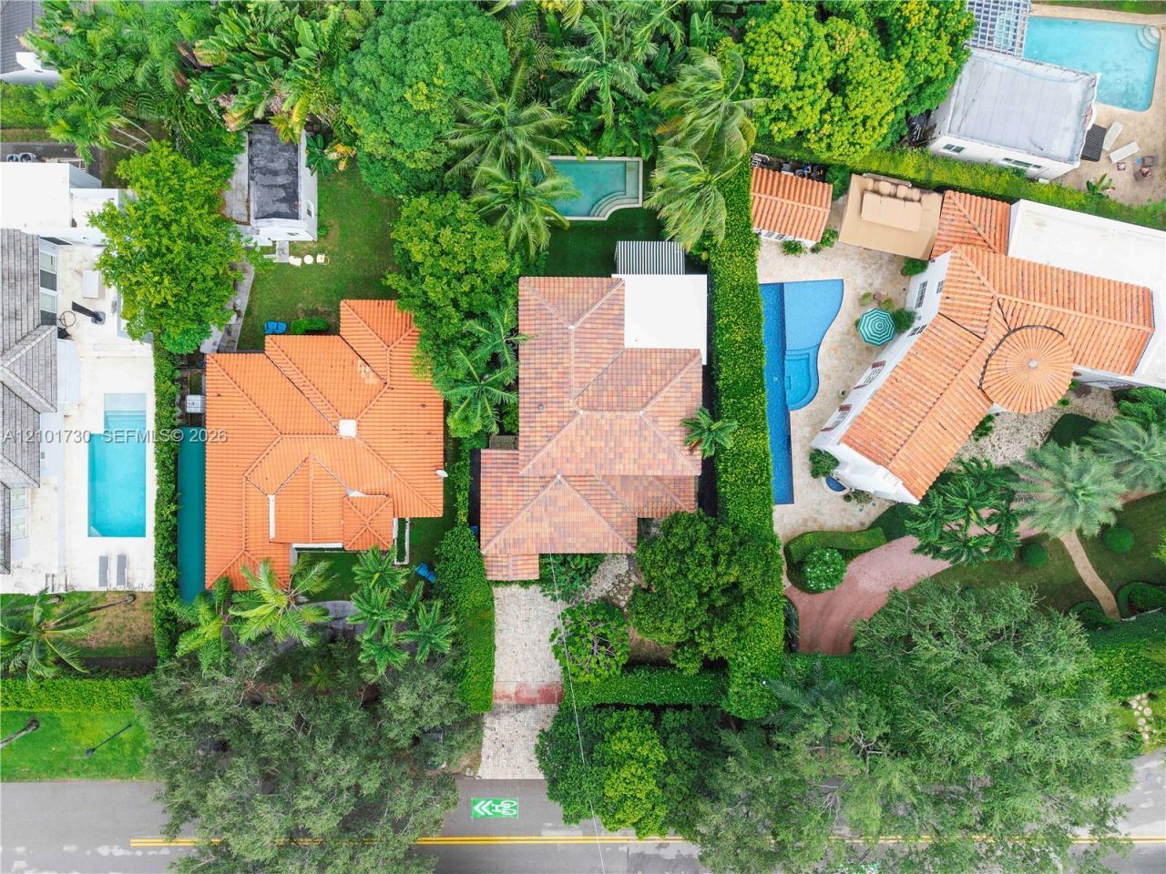 435 W 51st St, Miami Beach, FL 33140 Photo