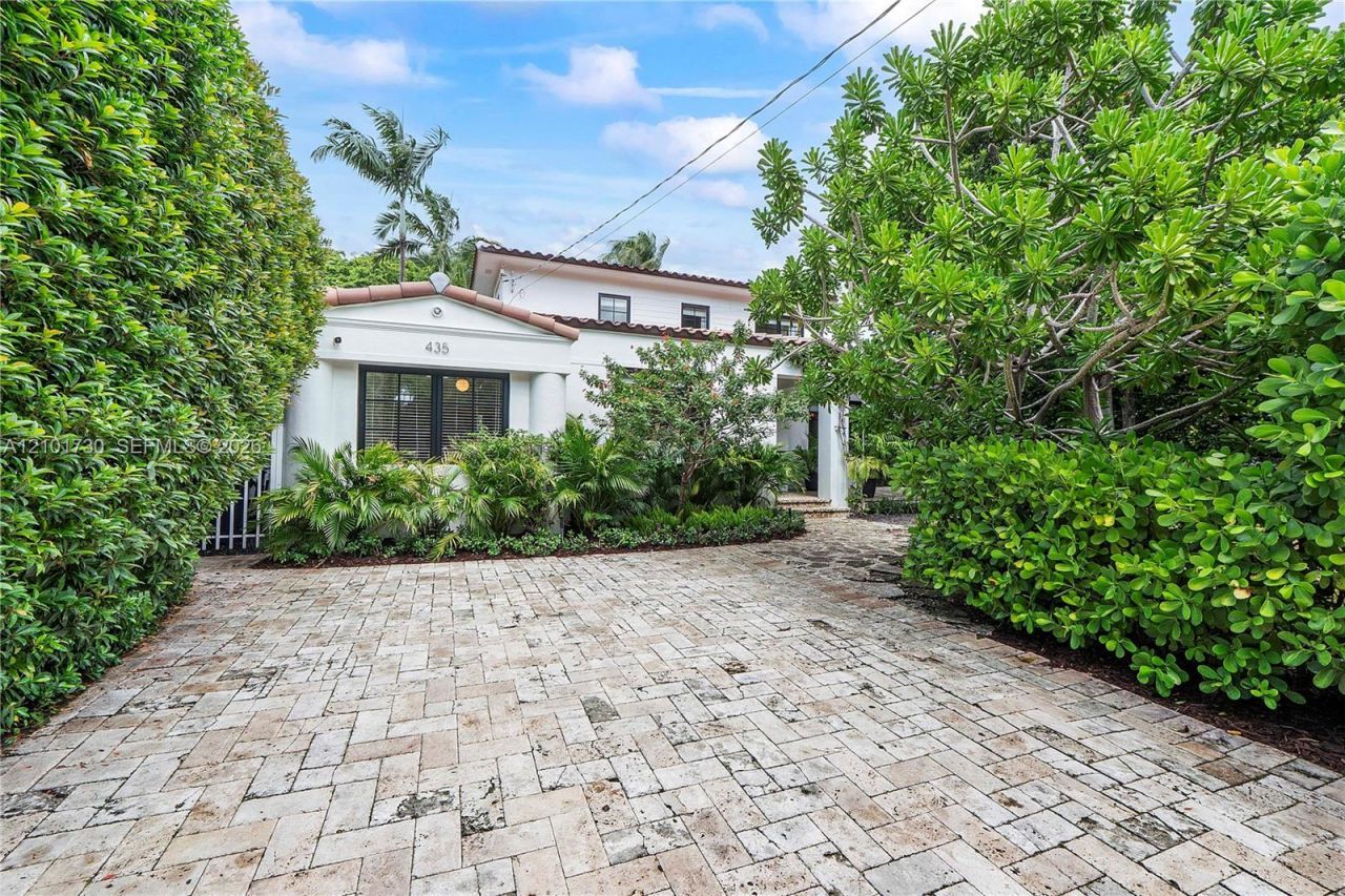 435 W 51st St, Miami Beach, FL 33140 Photo
