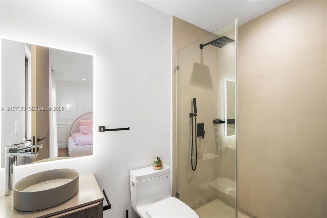 710 S Shore Dr , Miami Beach, FL 33141 Photo