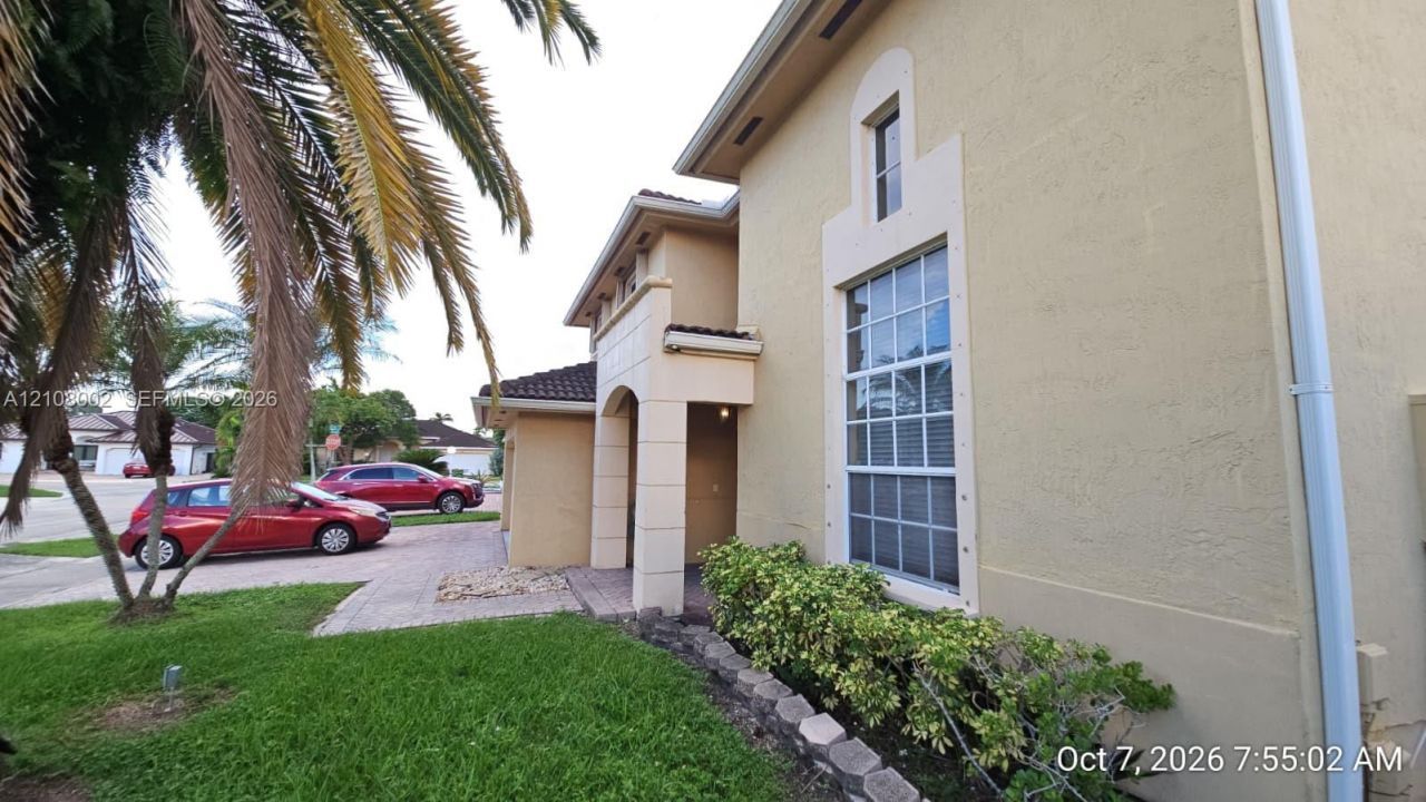 14373 SW 166th Ter , Miami, FL 33177 Photo