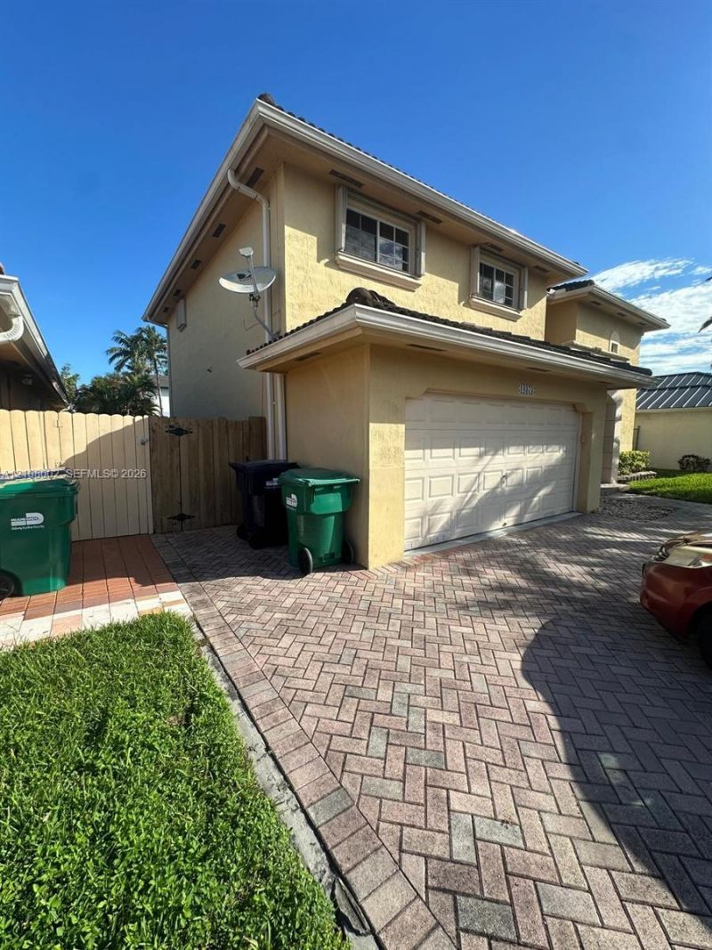 14373 SW 166th Ter , Miami, FL 33177 Photo