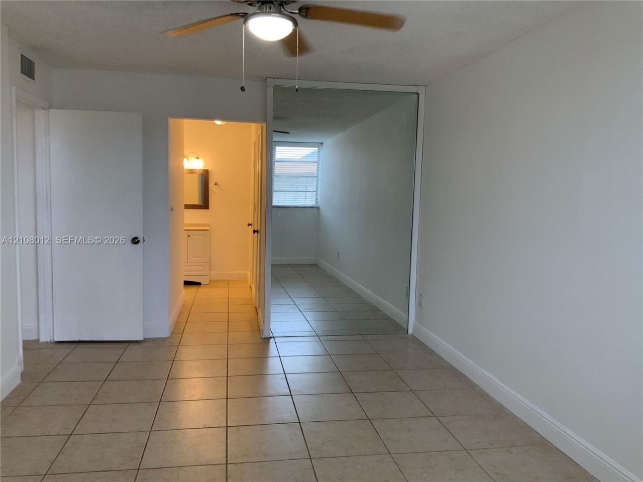 8889 Fontainebleau Blvd , Unit 403, Miami, FL 33172 Photo