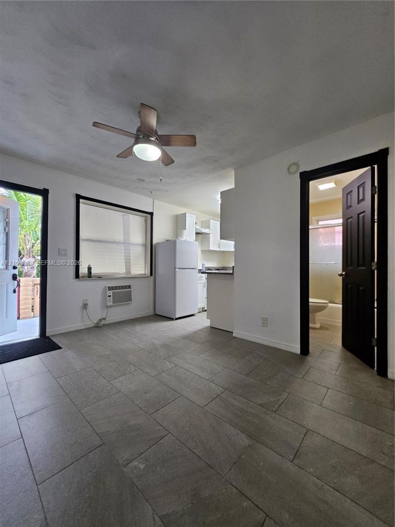 312 N 9th Ave N, Unit 2, Lake Worth, FL 33460 Photo