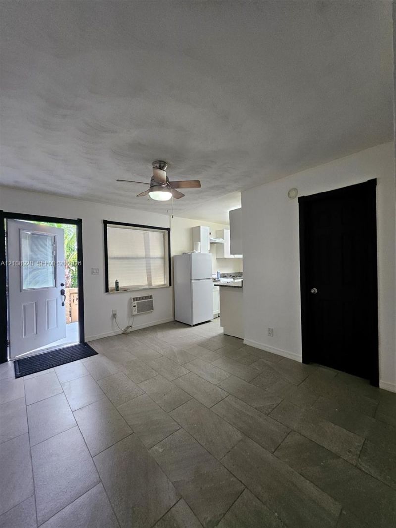 312 N 9th Ave N, Unit 2, Lake Worth, FL 33460 Photo