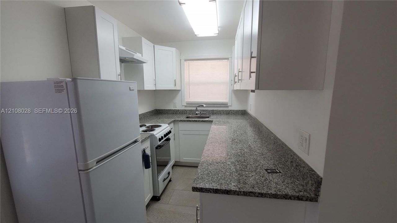 312 N 9th Ave N , Unit 2, Lake Worth, FL 33460 Photo