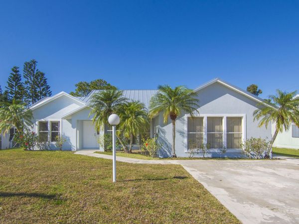 6504 COQUINA Avenue, Fort Pierce, FL 34951