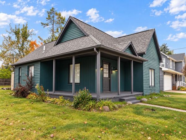 511 E Main Street, Gaylord, MI 49735