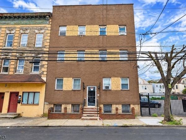 592 N 6TH ST, Newark, NJ 07107