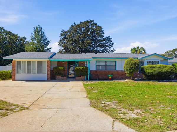104 SW Cedar Avenue, Fort Walton Beach, FL 32548