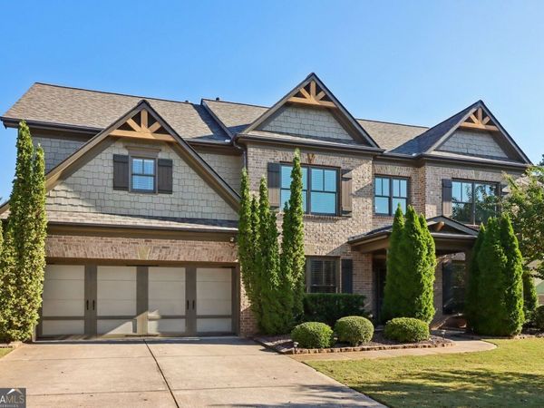 1146 Whisper Cove Drive, Buford, GA 30518