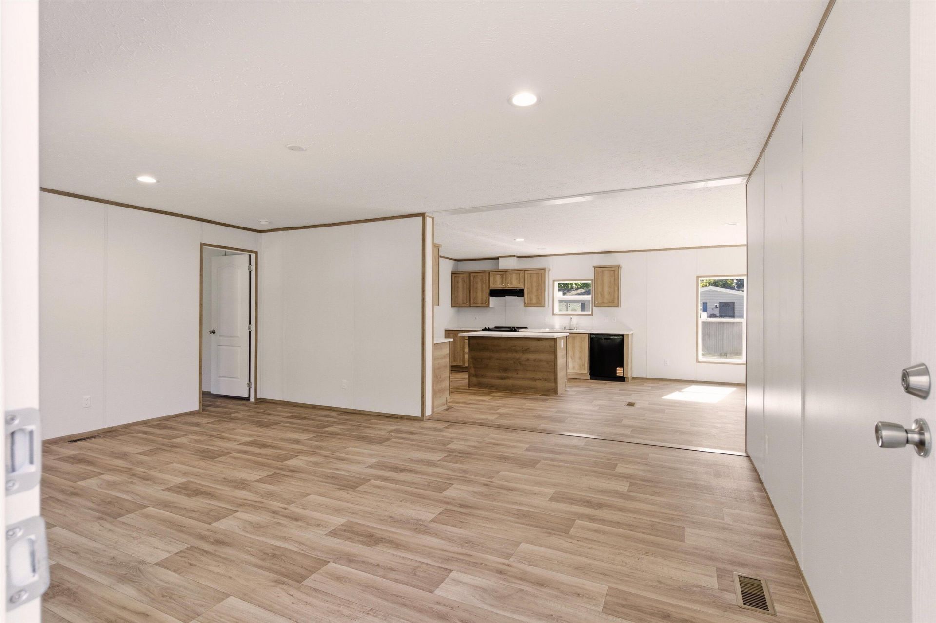308 Howe Hall Road Photo 4
