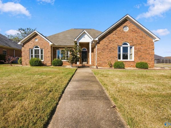 2701 Jarvis Street SW, Decatur, AL 35603
