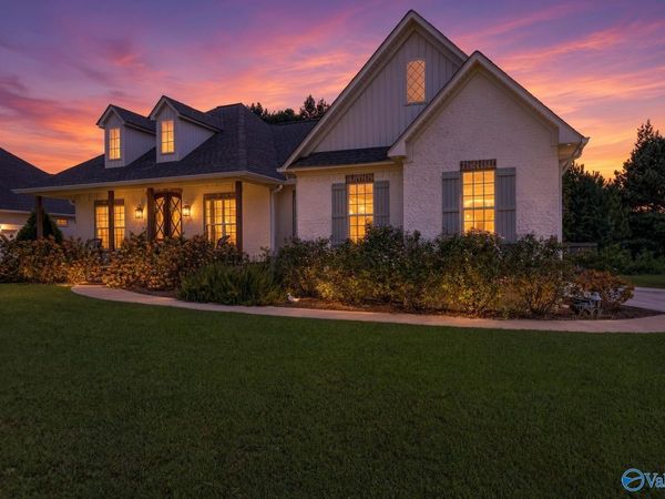 299 Kayla Circle, Boaz, AL 35957