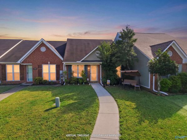 2406 Harpeth Place SW, Decatur, AL 35601