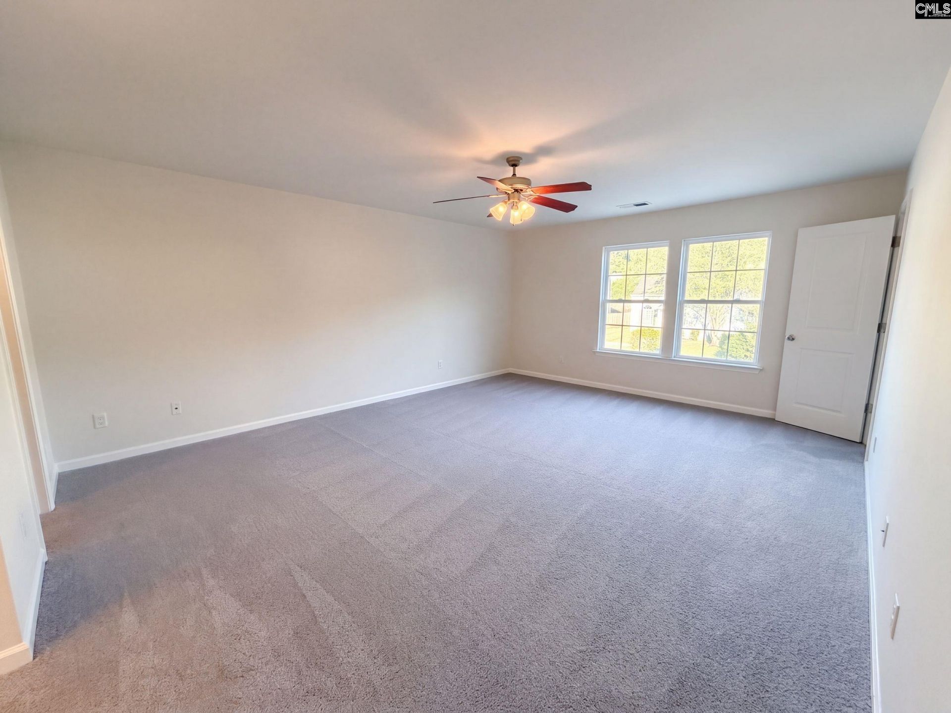 143 Deer Lake Drive  Photo 4