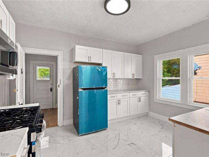 3379 Euclid Heights Boulevard, Cleveland Heights, OH 44118 Photo 24