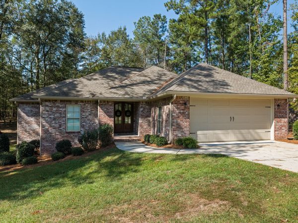 70 Carriage Parke Dr., Purvis, MS 39475