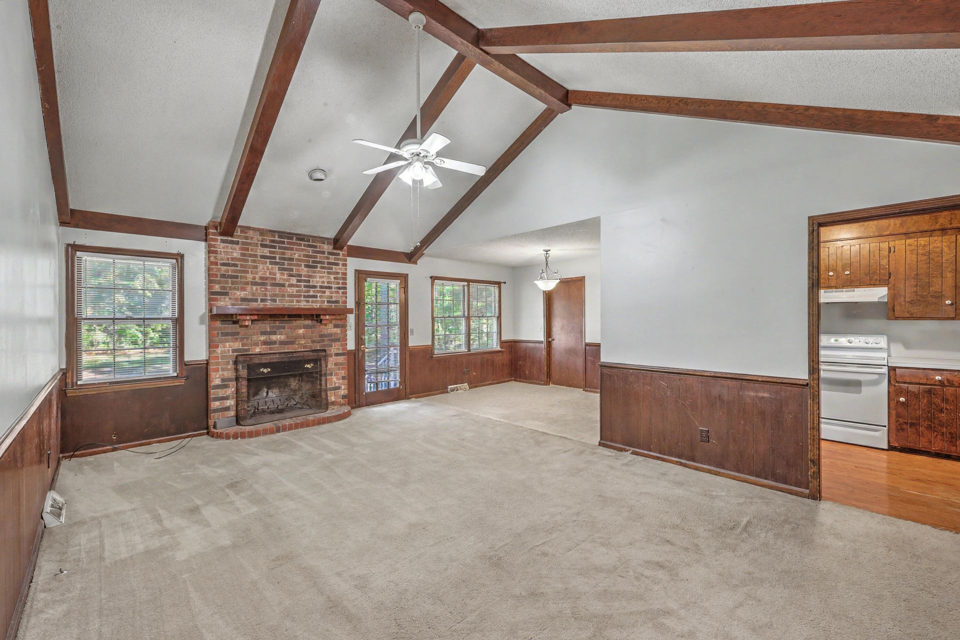 230 Wilson Drive Photo 6