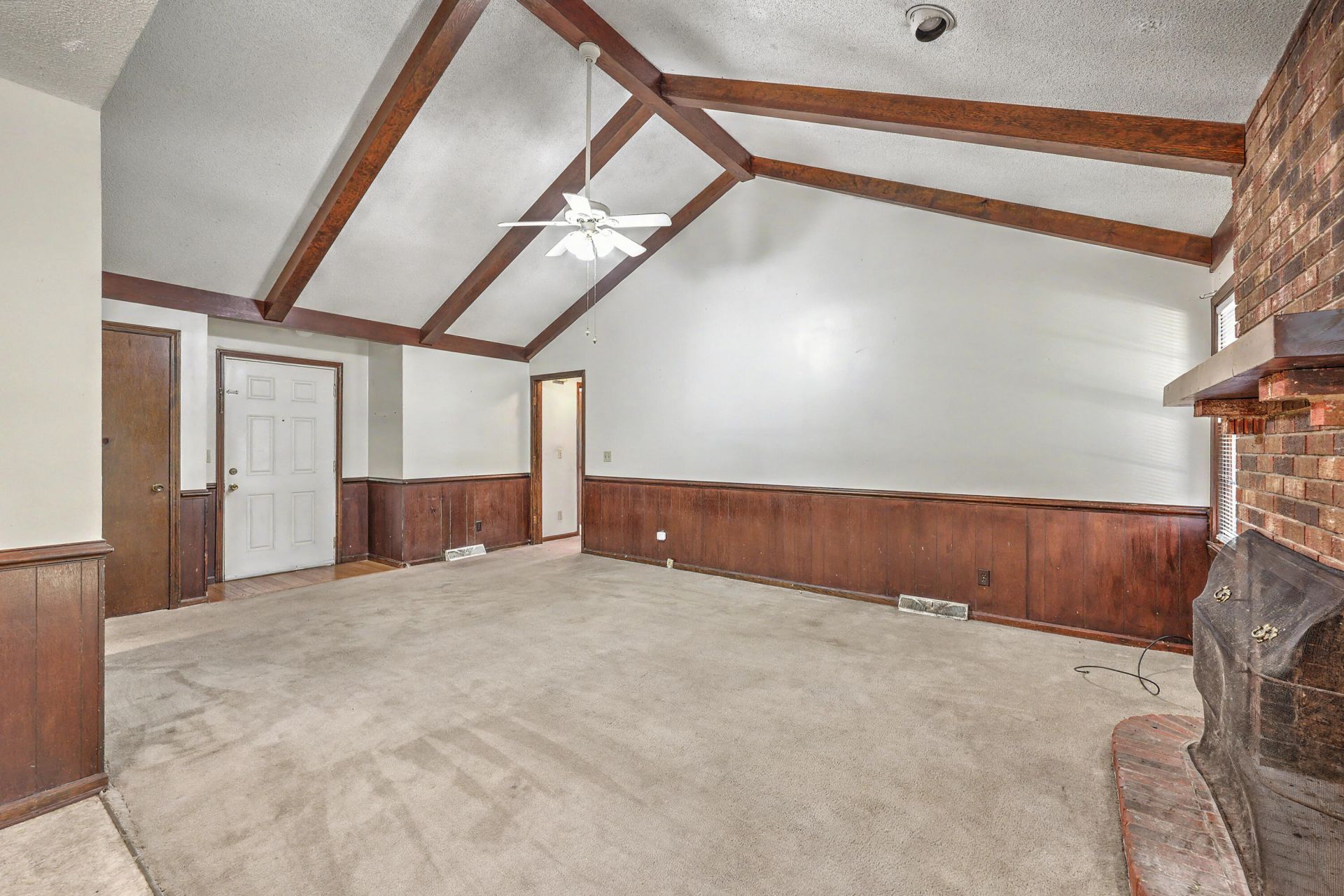 230 Wilson Drive Photo 8