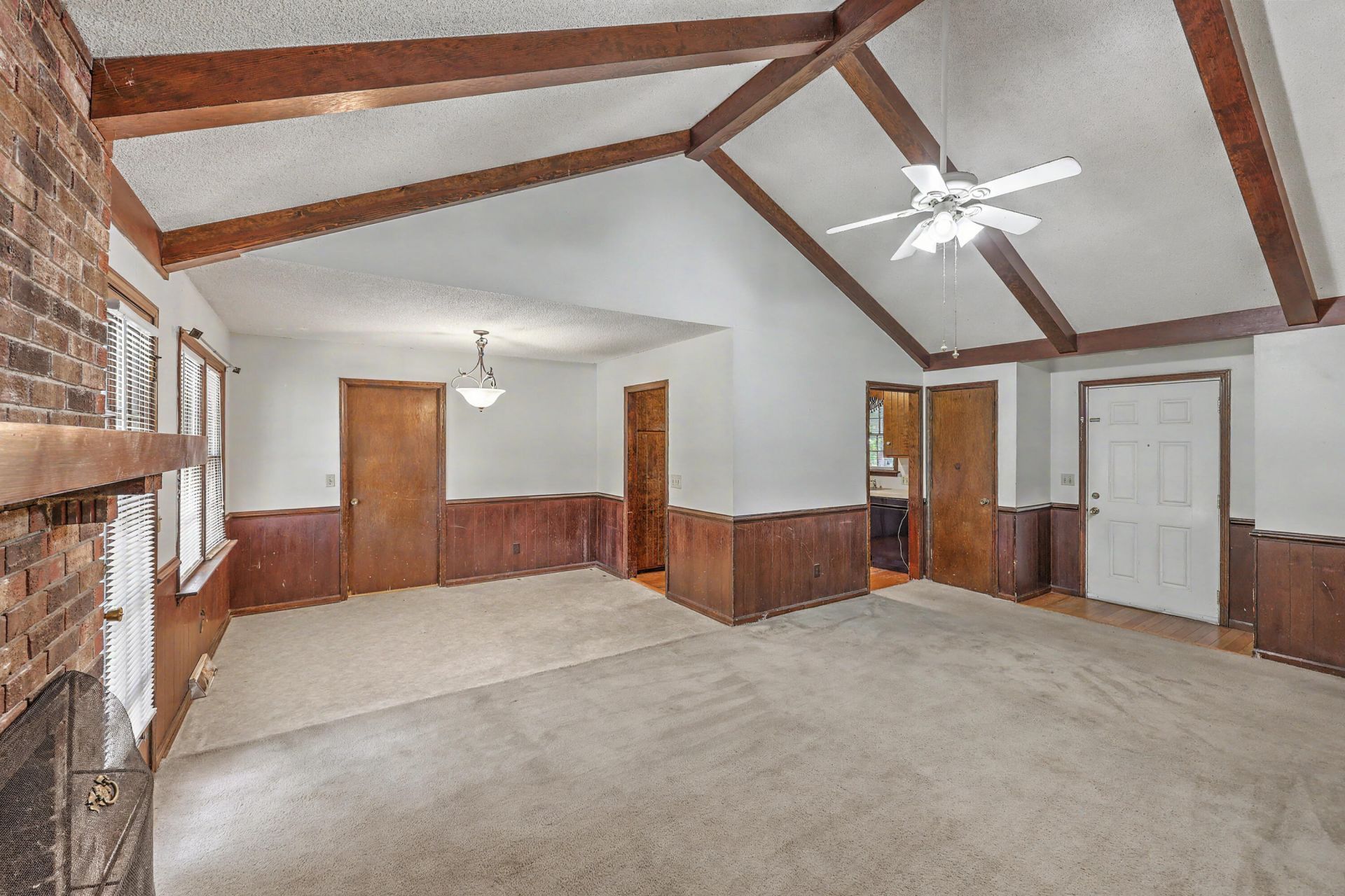 230 Wilson Drive Photo 9