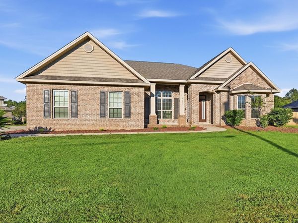 3592 Autumn Woods Drive, Crestview, FL 32539