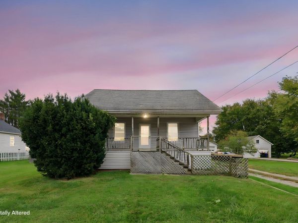 818 North W, Hebron, OH 43025