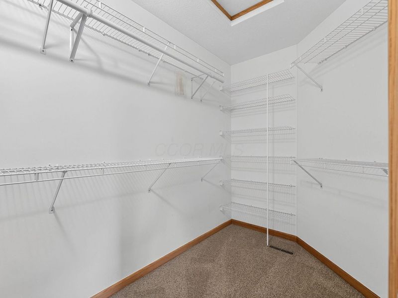 1043 Margate Circle , London, OH 43140 Photo 17