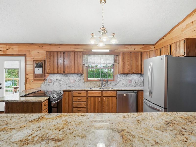 14040 Commercial Point Road , Ashville, OH 43103 Photo 30