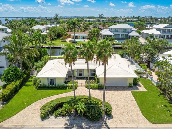 539 67TH STREET , HOLMES BEACH, FL 34217