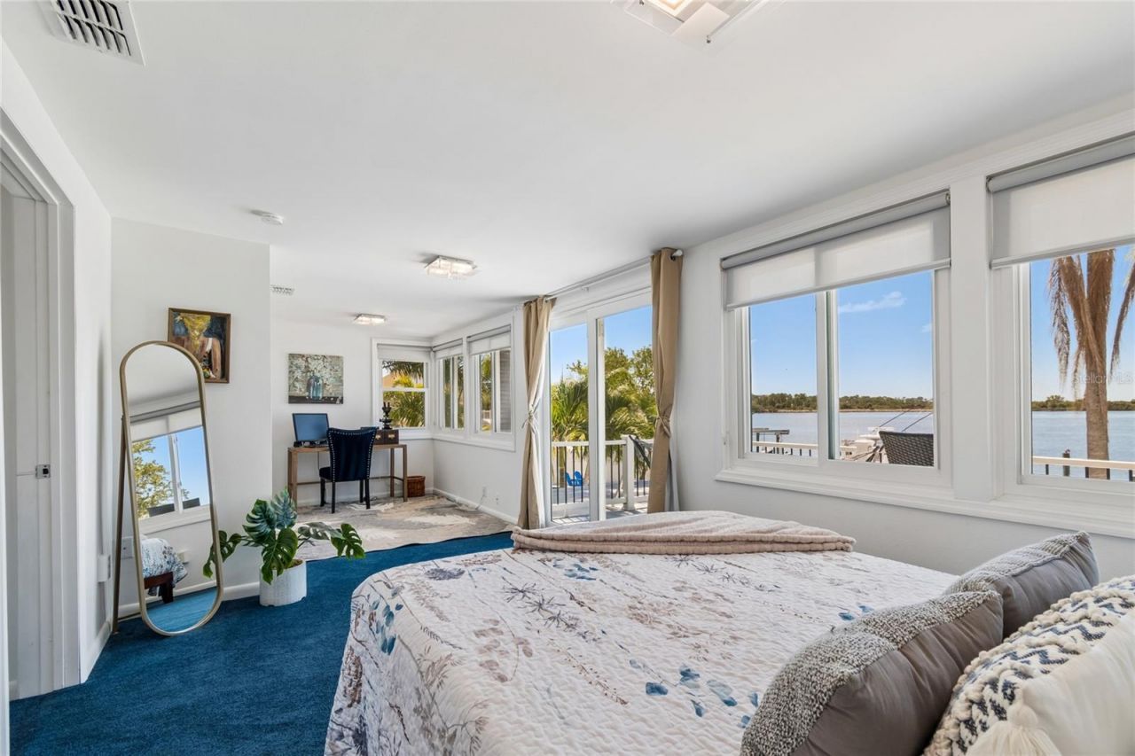 104 Klosterman Road W, Palm Harbor, FL 34683 Photo
