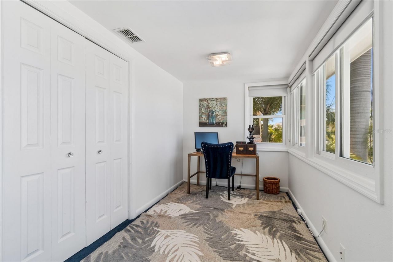 104 Klosterman Road W, Palm Harbor, FL 34683 Photo