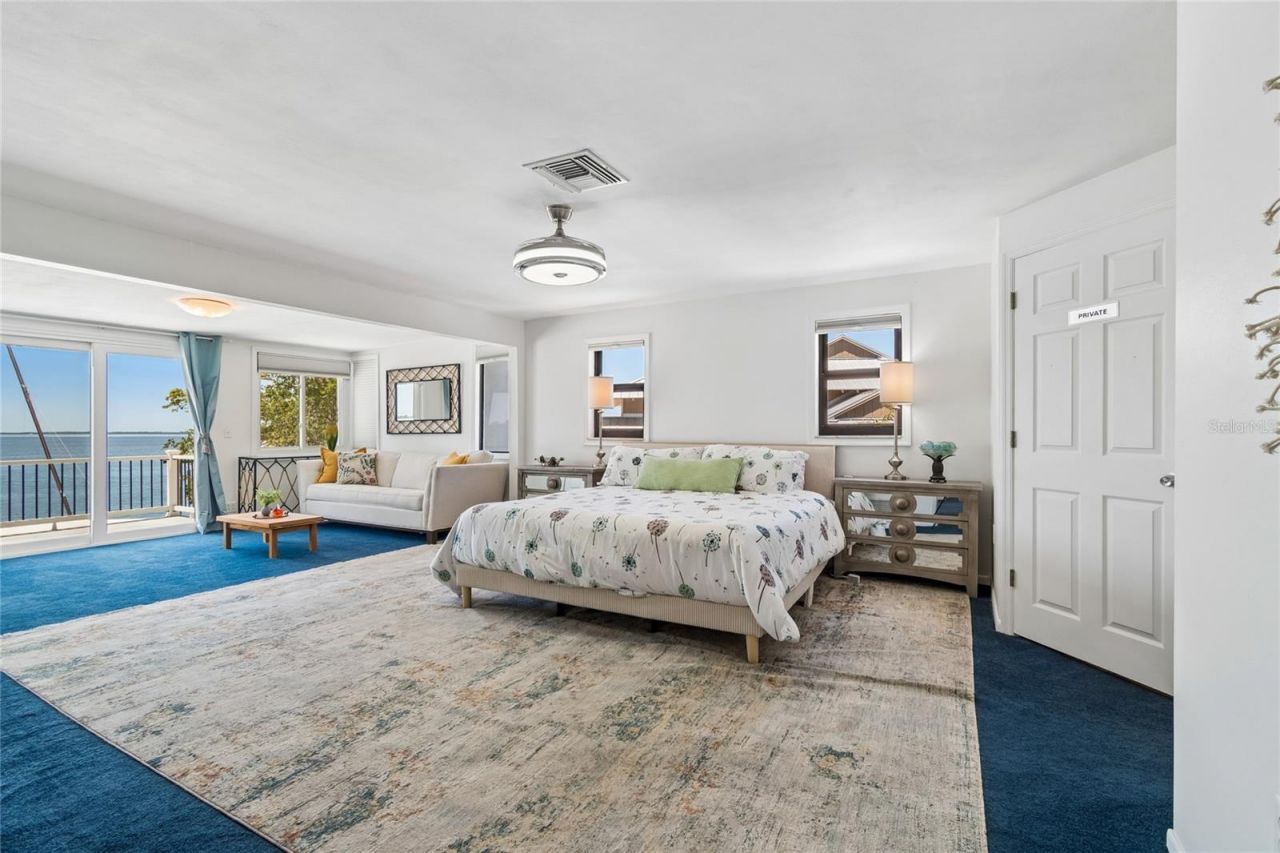 104 Klosterman Road W, Palm Harbor, FL 34683 Photo
