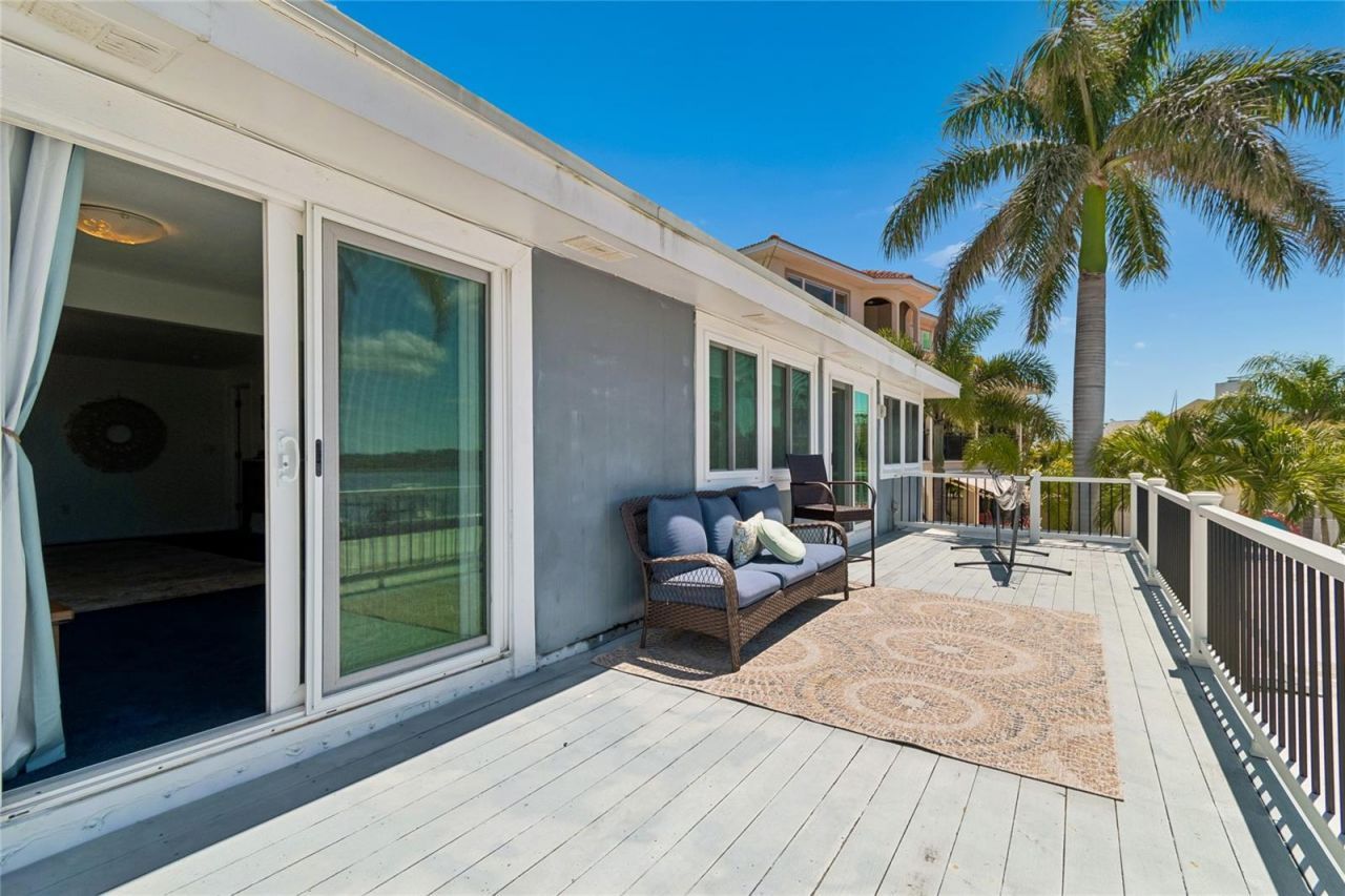 104 Klosterman Road W, Palm Harbor, FL 34683 Photo