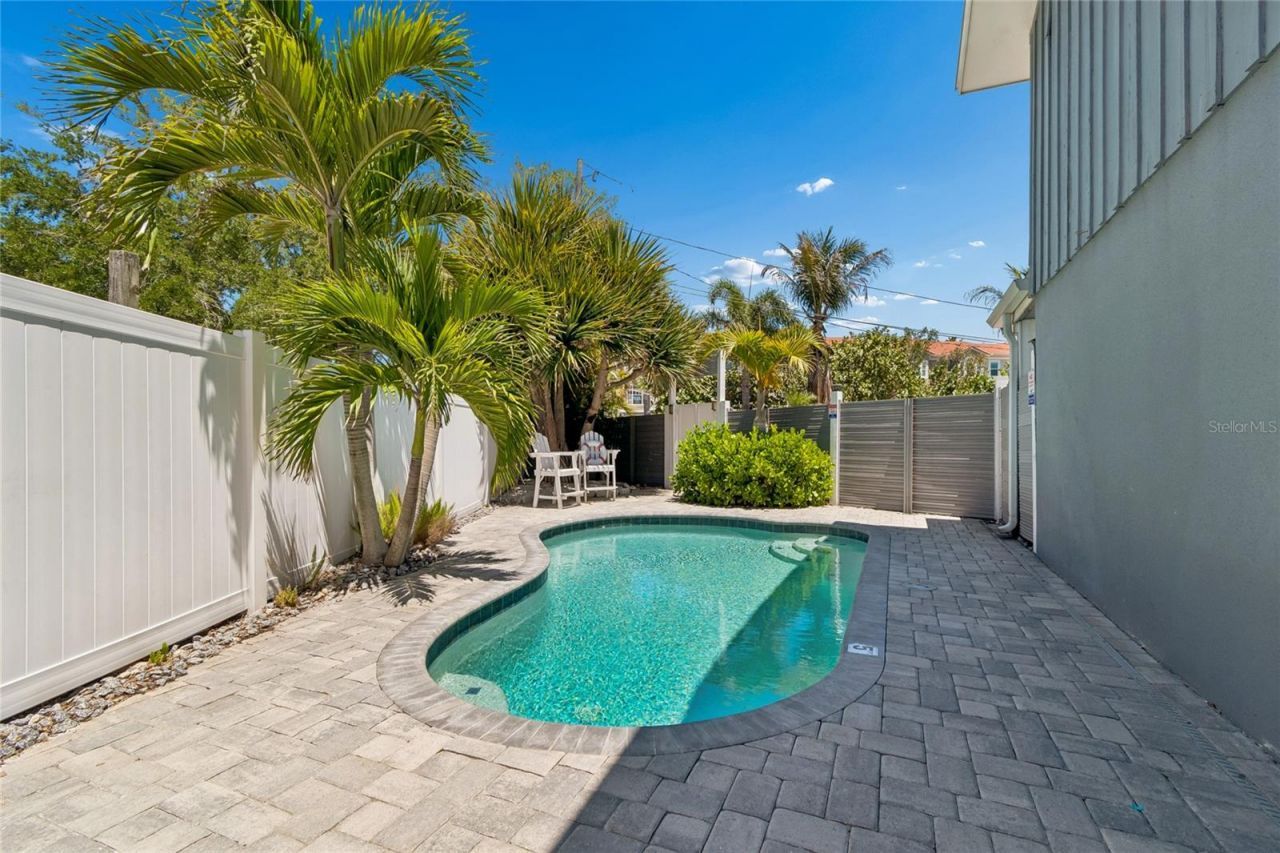 104 Klosterman Road W, Palm Harbor, FL 34683 Photo