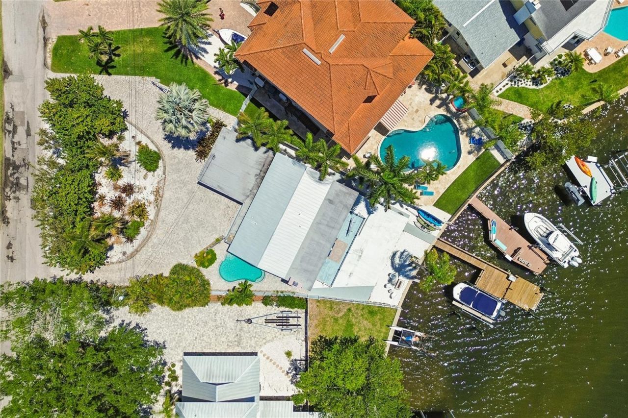 104 Klosterman Road W, Palm Harbor, FL 34683 Photo