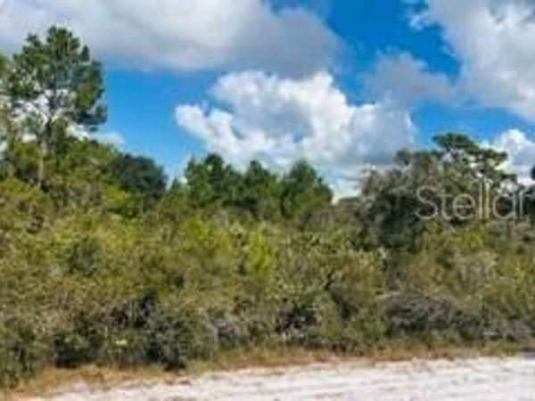916 (BLK 143 LOT 8) EL DORADO DRIVE , INDIAN LAKE ESTATES, FL 33855