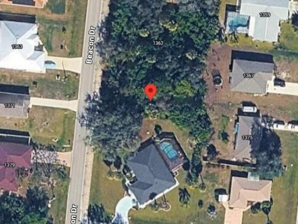 1370 BEACON DRIVE , PORT CHARLOTTE, FL 33952