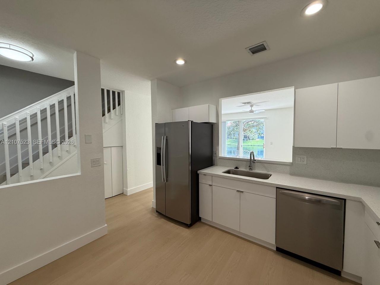 5424 NW 90th Ave , Sunrise, FL 33351 Photo
