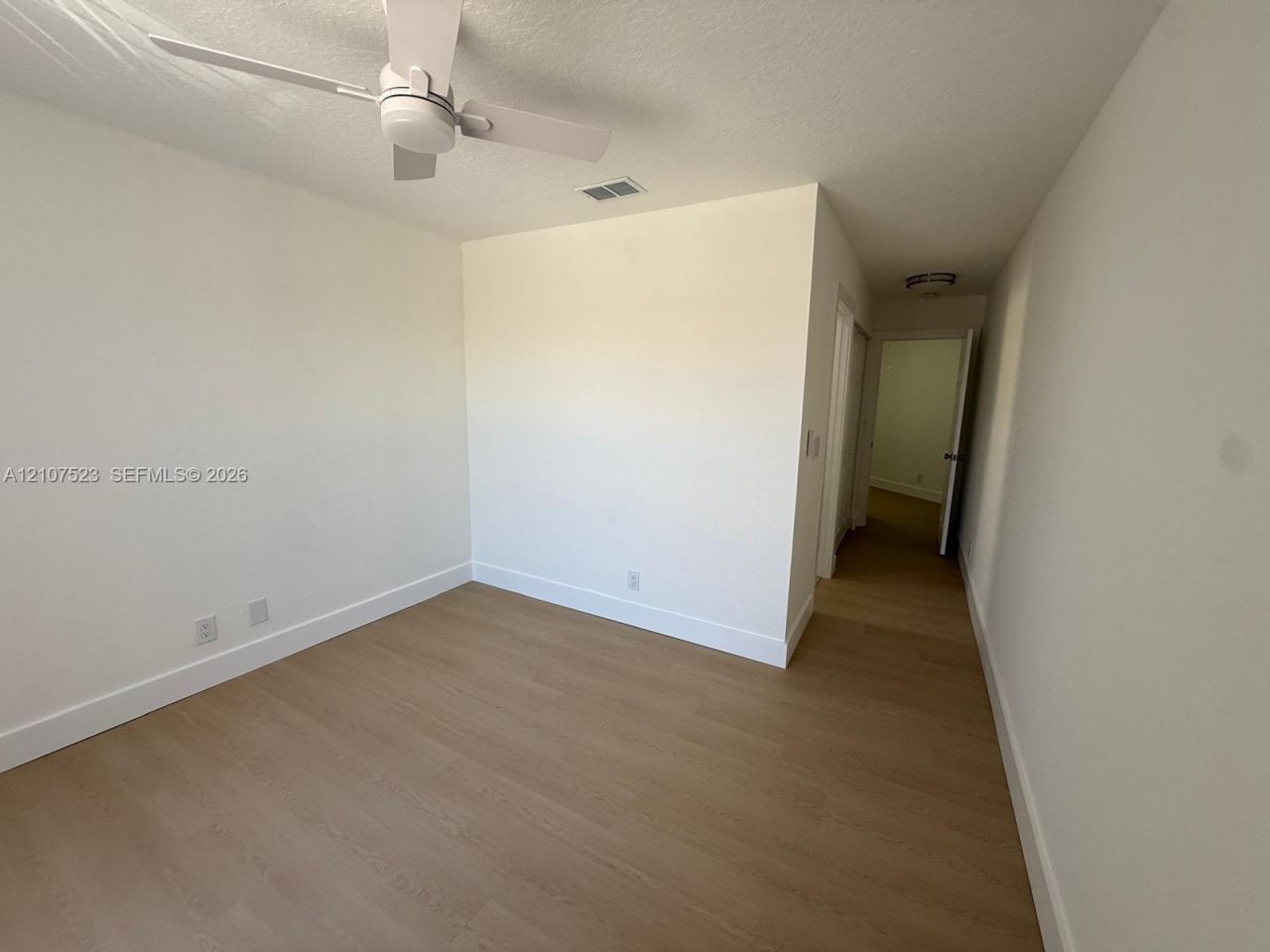 5424 NW 90th Ave , Sunrise, FL 33351 Photo