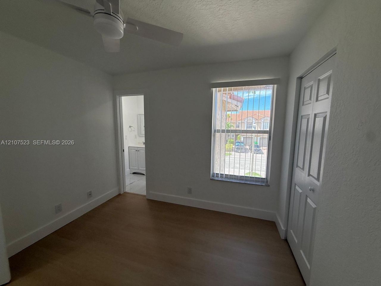 5424 NW 90th Ave , Sunrise, FL 33351 Photo