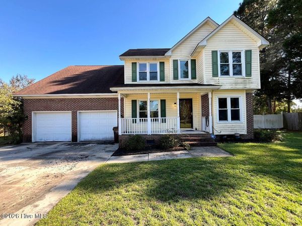 140 Cliffdale Court, Cameron, NC 28326