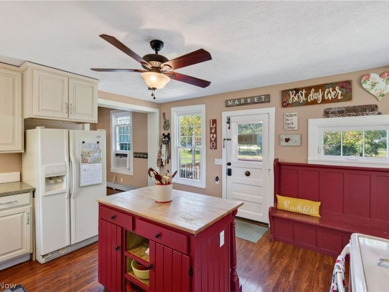 220 W Main Street, South Amherst, OH 44001 Photo 15