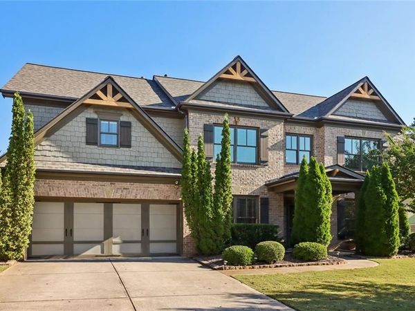 1146 Whisper Cove Drive , Buford, GA 30518